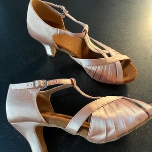 Ballroom dance shoes US 7.5